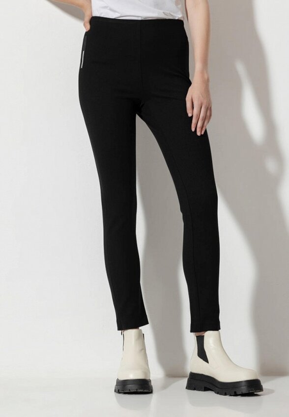 Брюки Vassa Code