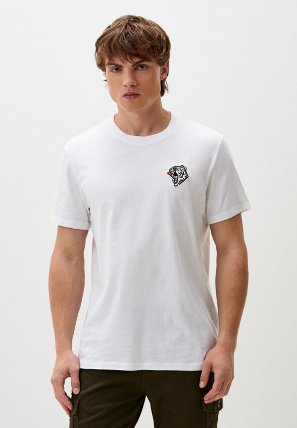 Футболка Colin's