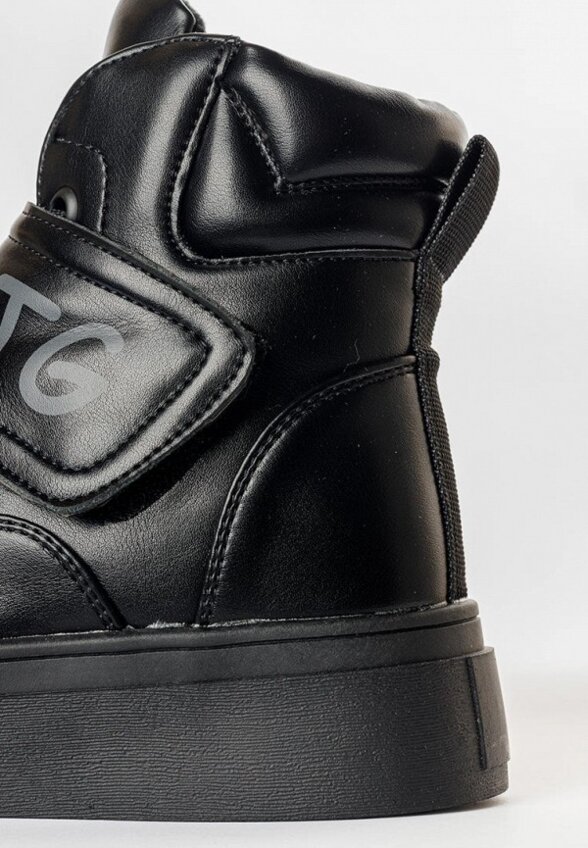 Ботинки Tikkago