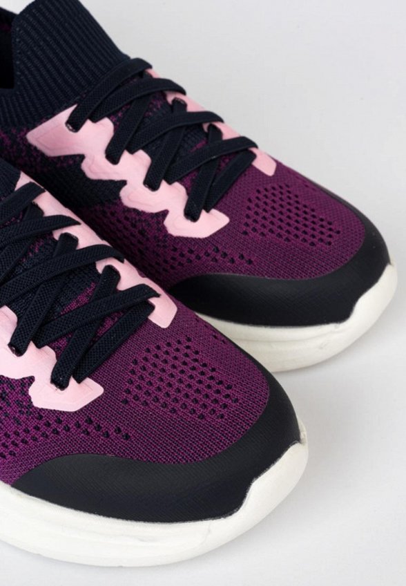 Кроссовки Tikkago