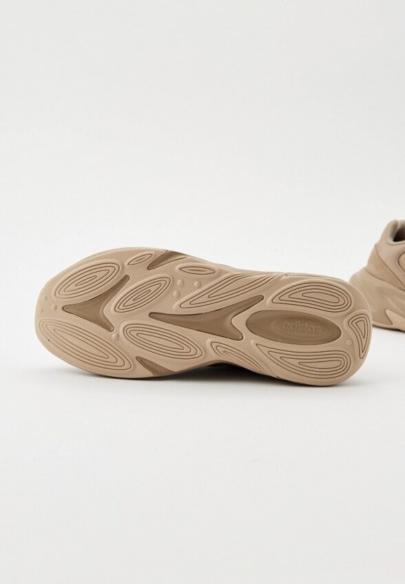 Кроссовки adidas