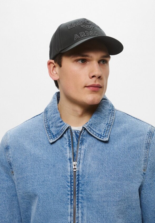 Бейсболка Emporio Armani