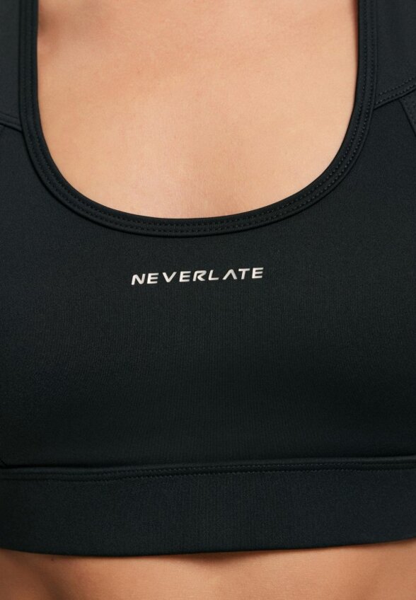 Топ спортивный Neverlate