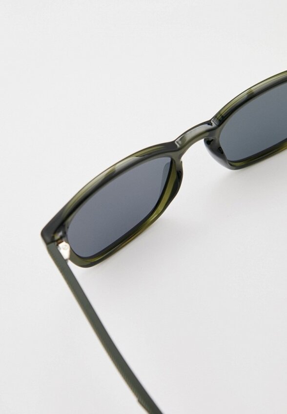 Очки солнцезащитные Hugo