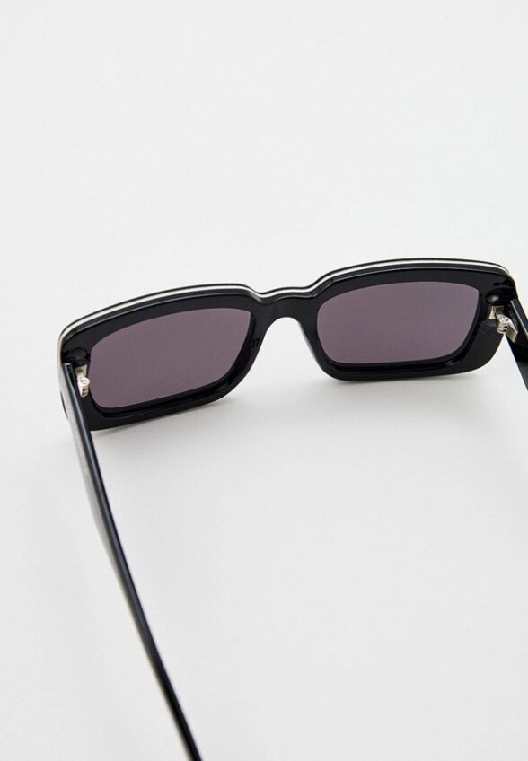 Очки солнцезащитные Karl Lagerfeld