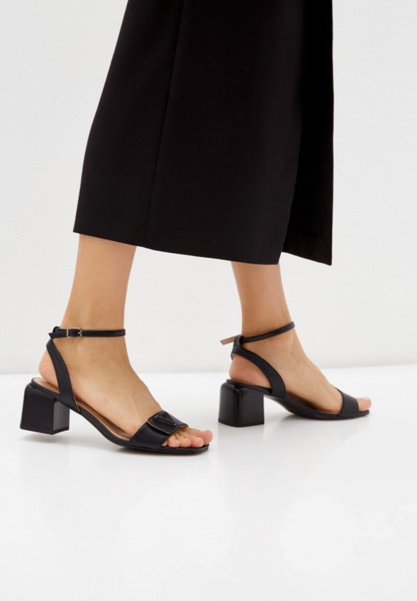 Босоножки Respect