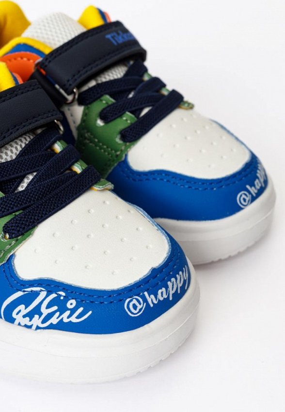 Кроссовки Tikkago