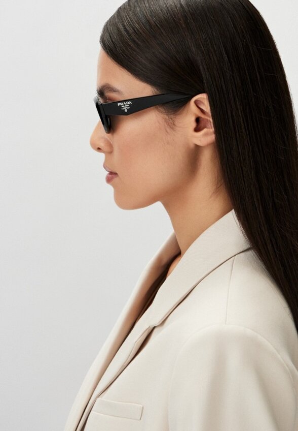 Очки солнцезащитные Prada