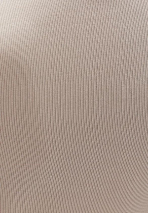 Водолазка OXXO