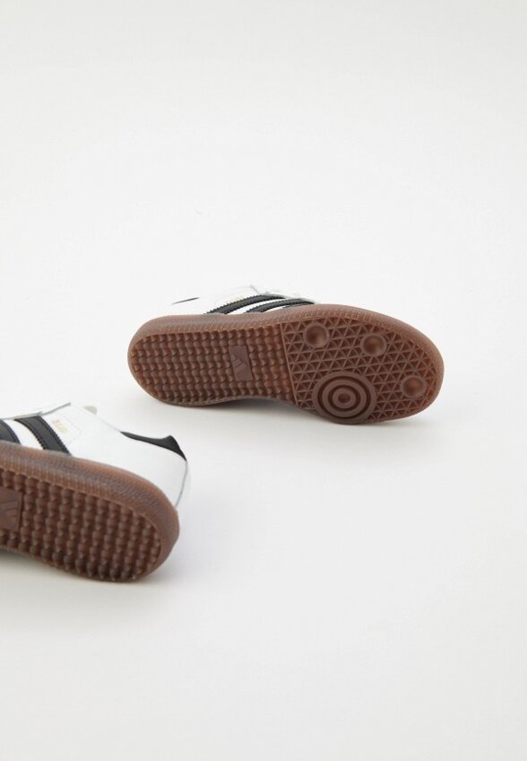 Бутсы зальные adidas