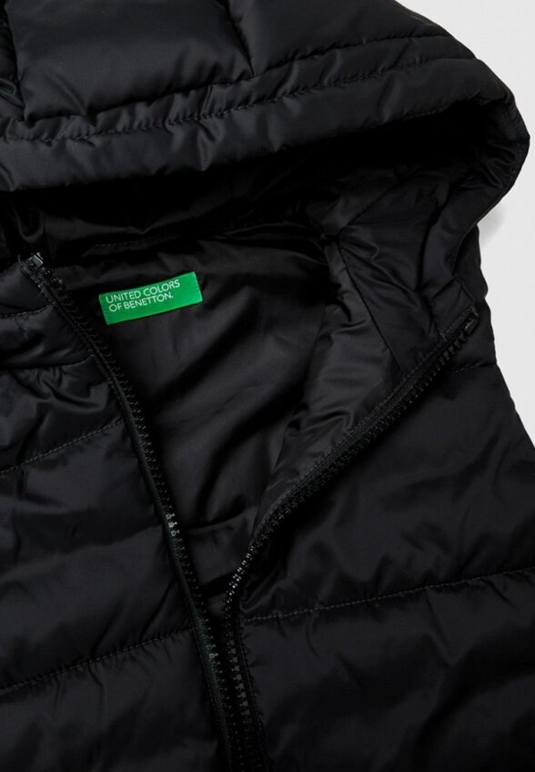 Жилет утепленный United Colors of Benetton