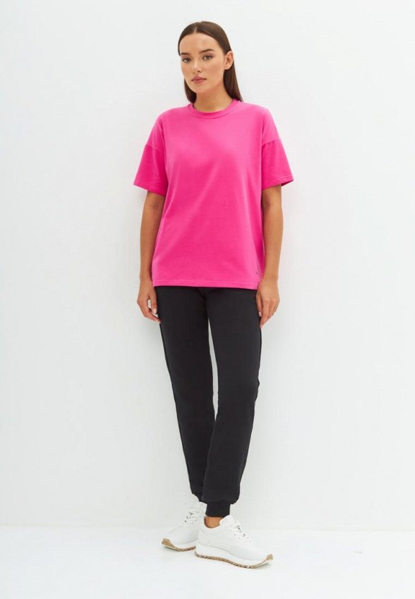 Футболки 2 шт. Gabriel and Ester London