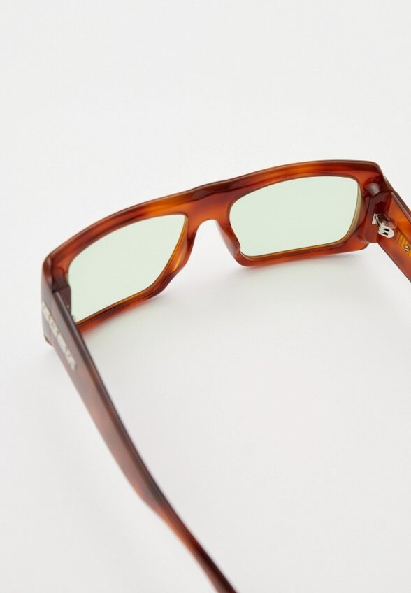 Очки солнцезащитные GCDS