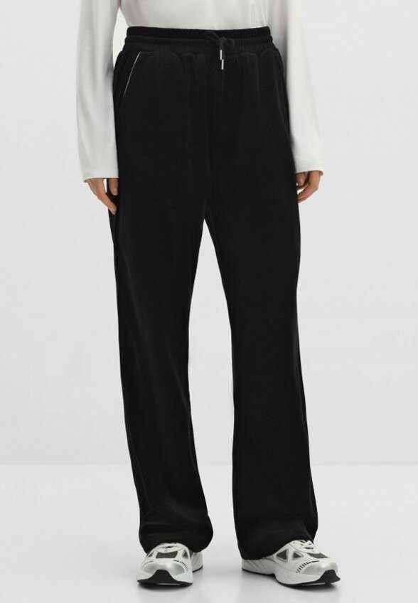 Брюки спортивные Lilly Bennet