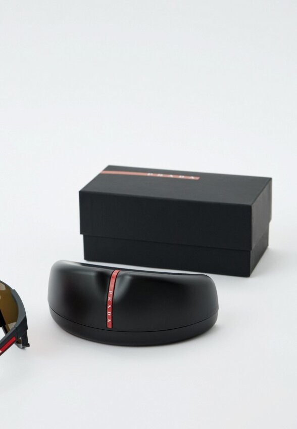 Очки солнцезащитные Prada Linea Rossa