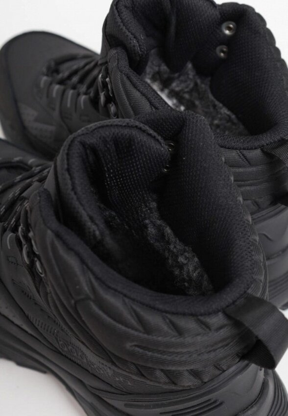 Кроссовки Baasploa