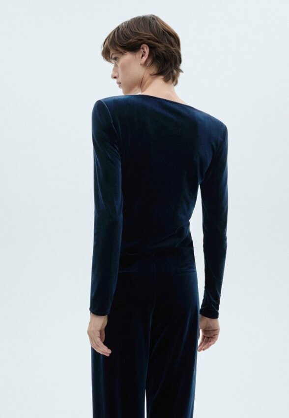 Лонгслив Mango