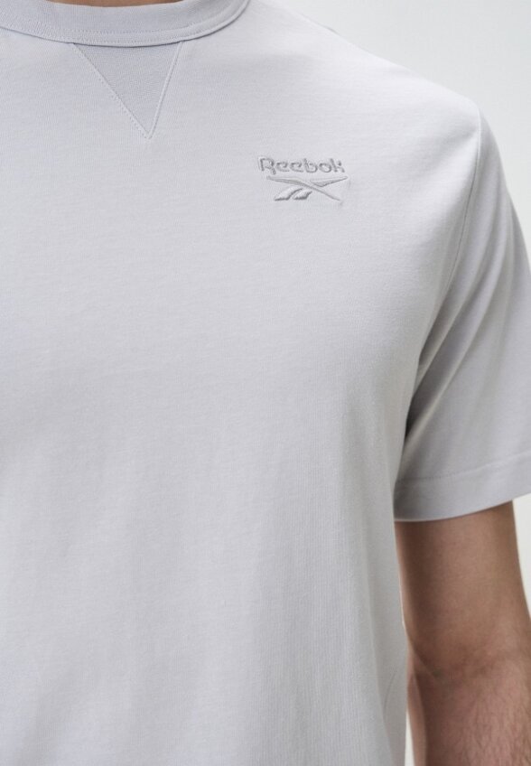 Футболка Reebok