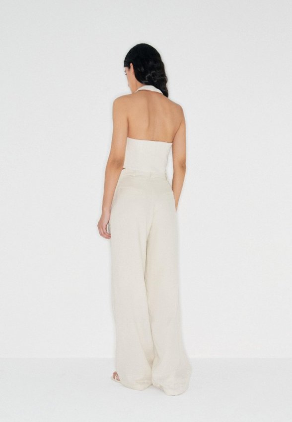 Жилет I Am Studio