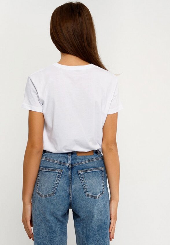 Футболка Апрель