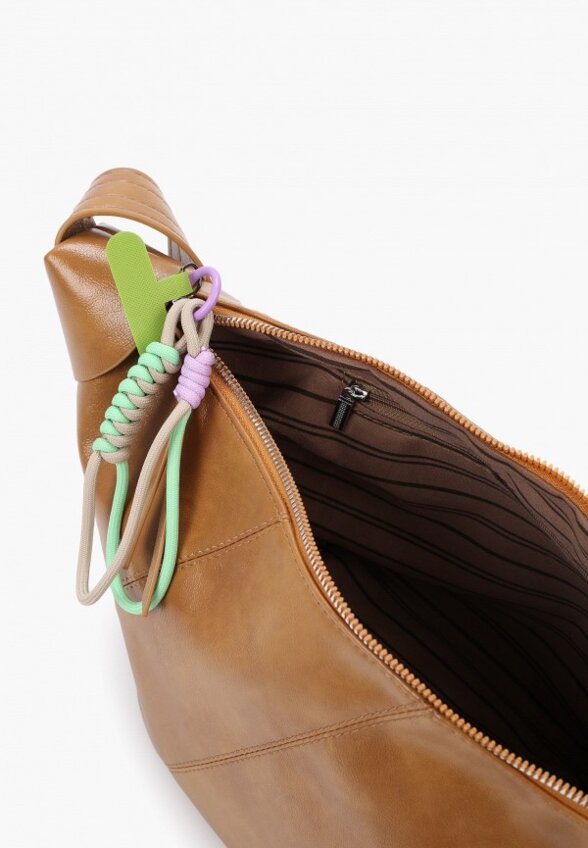 Сумка и брелок May Va