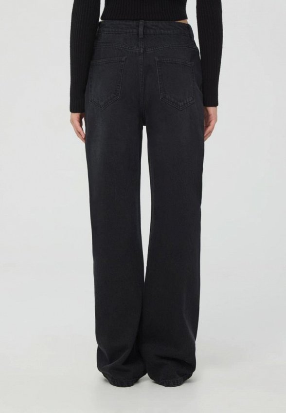 Джинсы Terranova