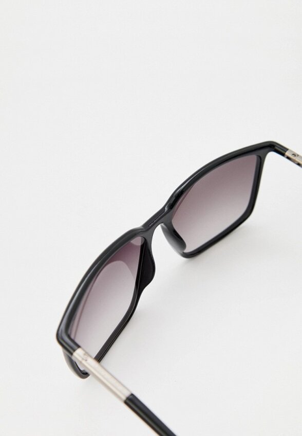 Очки солнцезащитные Calvin Klein