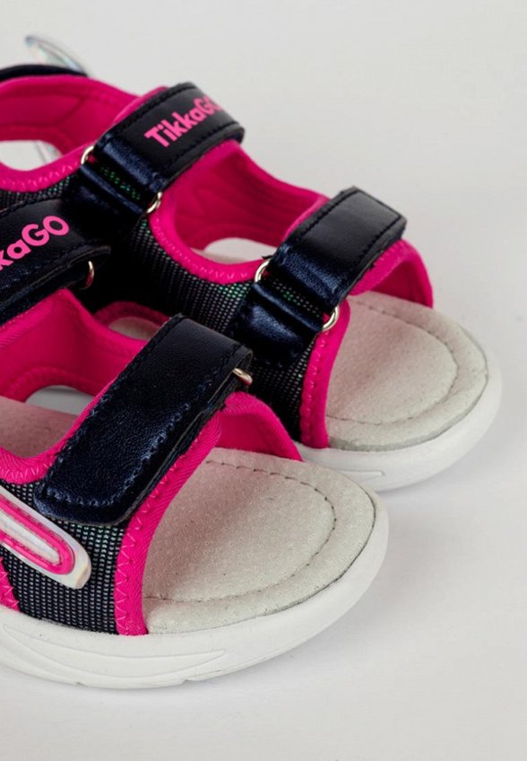 Сандалии Tikkago