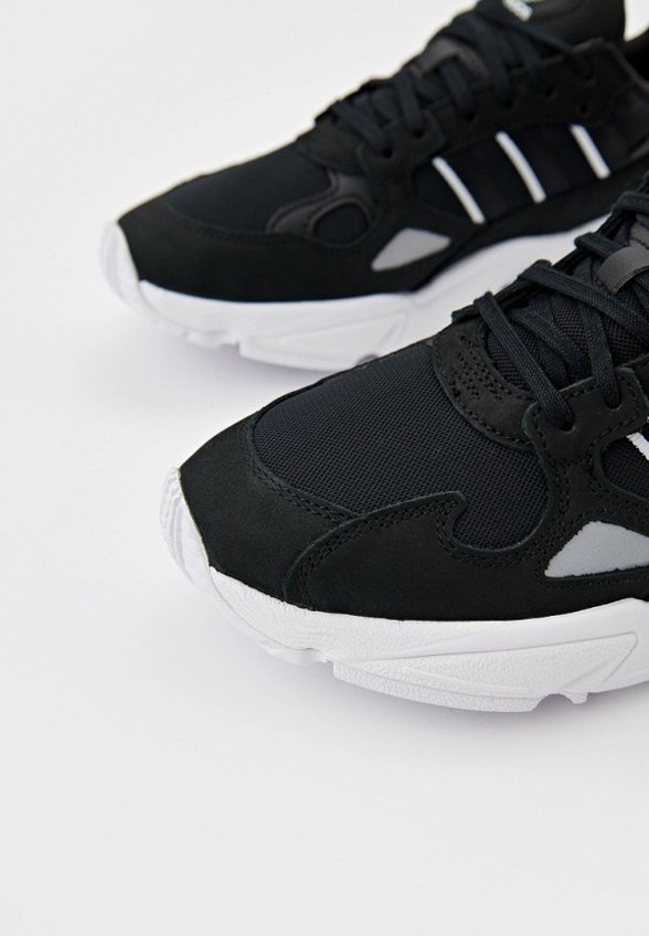 Кроссовки adidas Originals