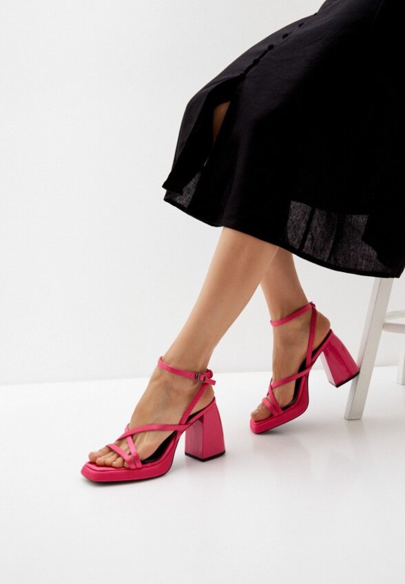 Босоножки Camille