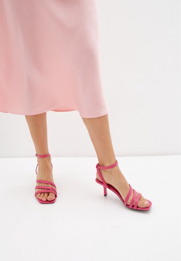 Босоножки Betsy