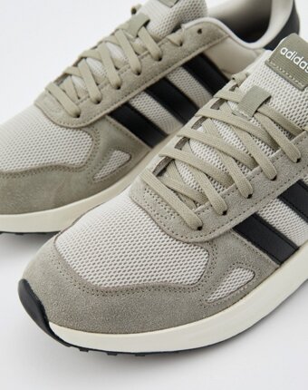 Кроссовки adidas мужчинам