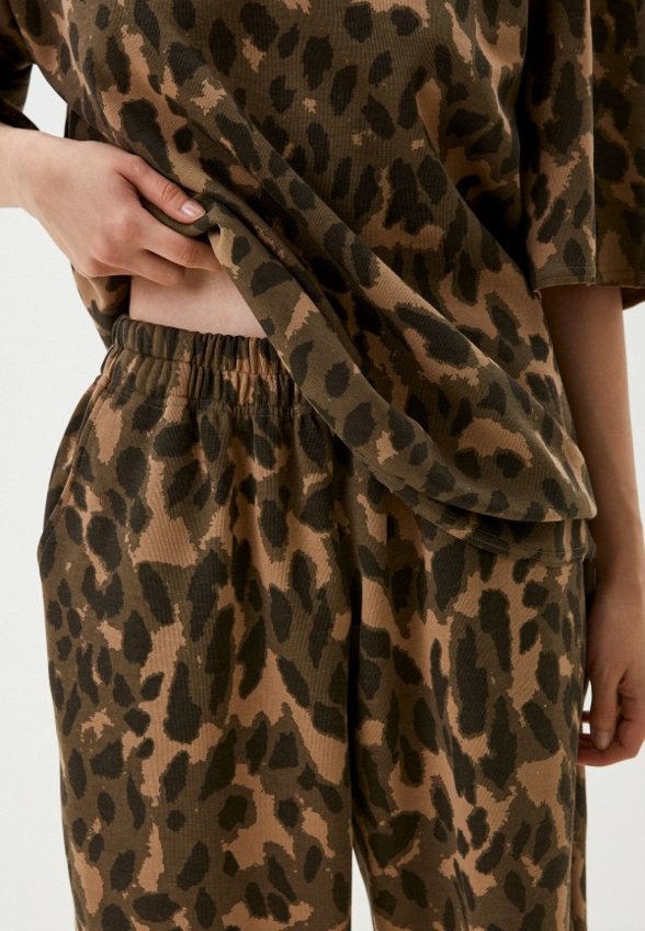 Костюм спортивный Маковцвет