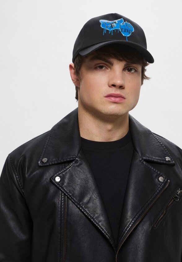 Бейсболка Iceberg