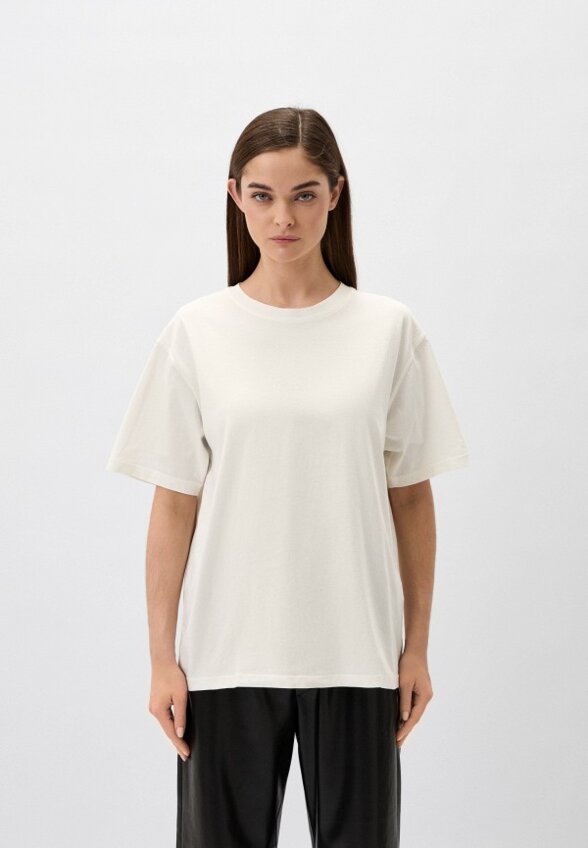 Футболка Nanushka