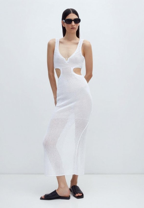 Платье Brusnika