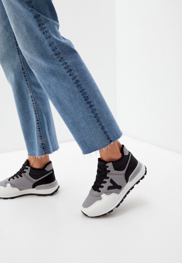 Кроссовки Zumita