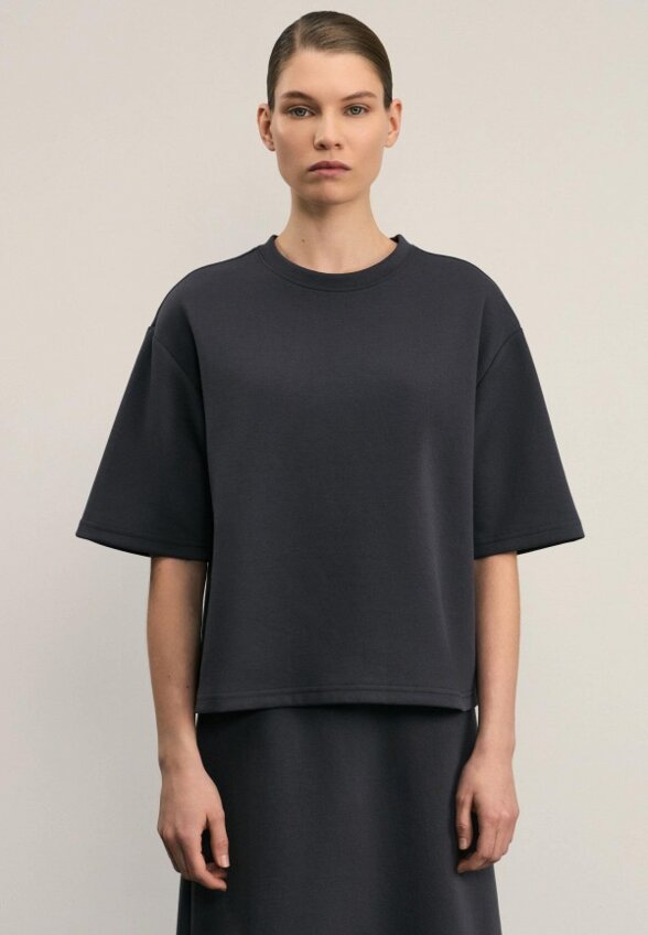 Футболка Zarina