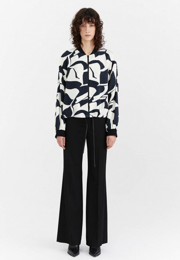 Бомбер M.Reason