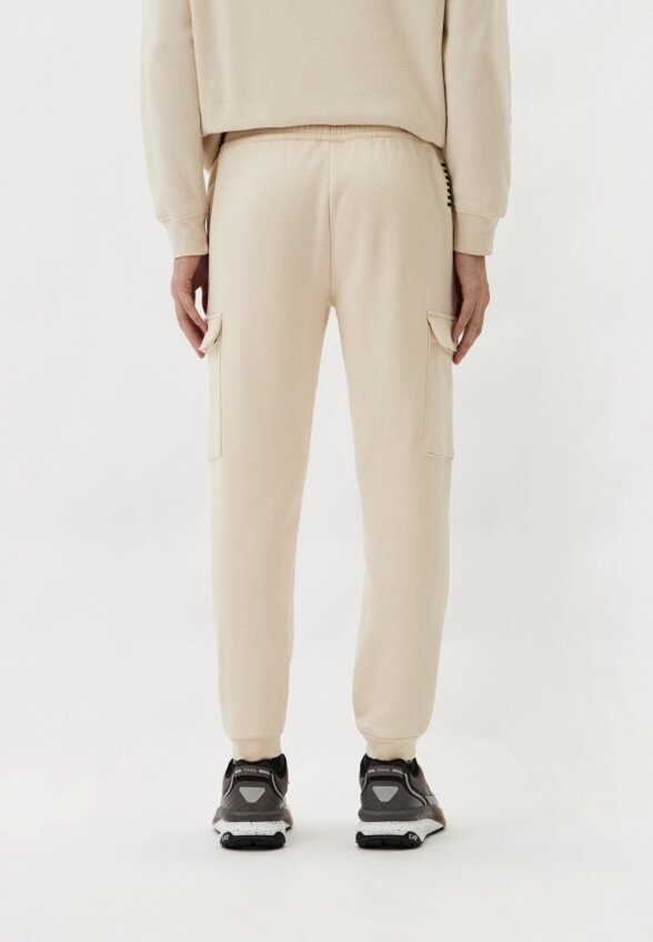 Брюки спортивные EA7