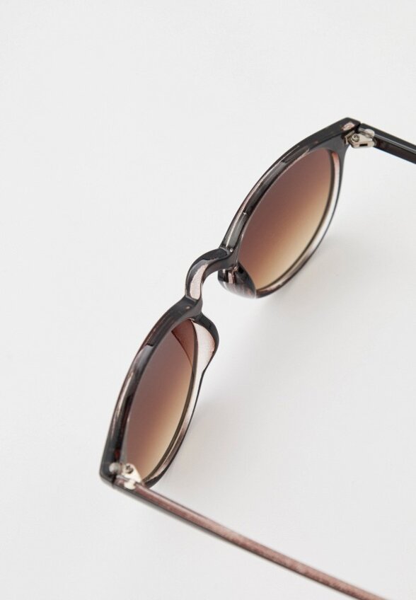 Очки солнцезащитные Amov