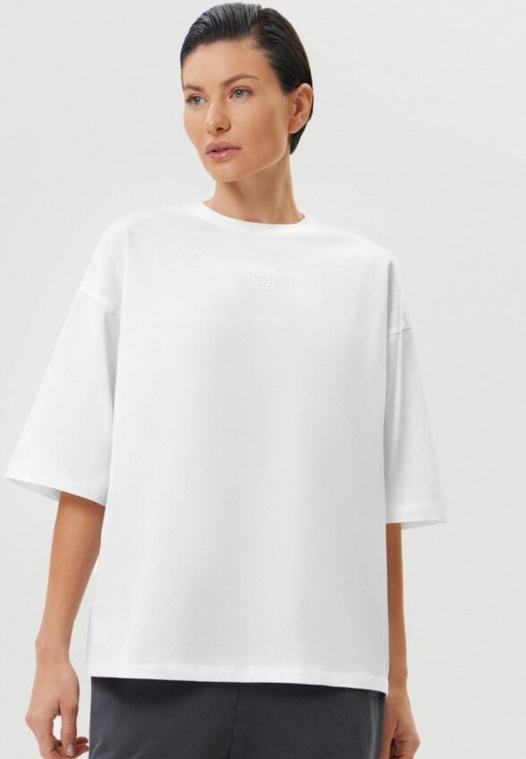 Футболка Neverlate