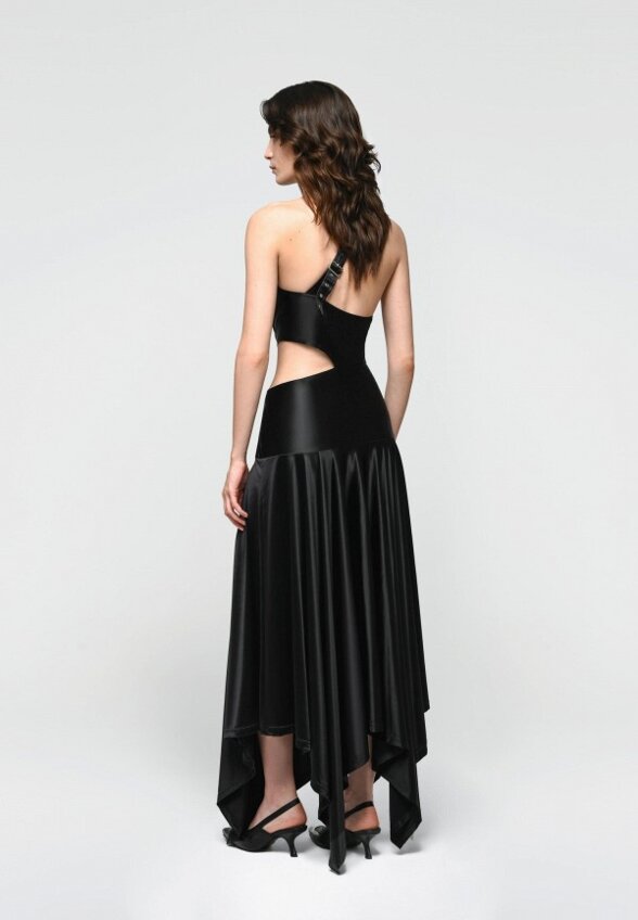 Платье Berhasm