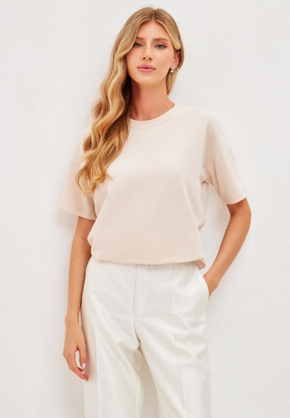 Футболка Gabriel and Ester London