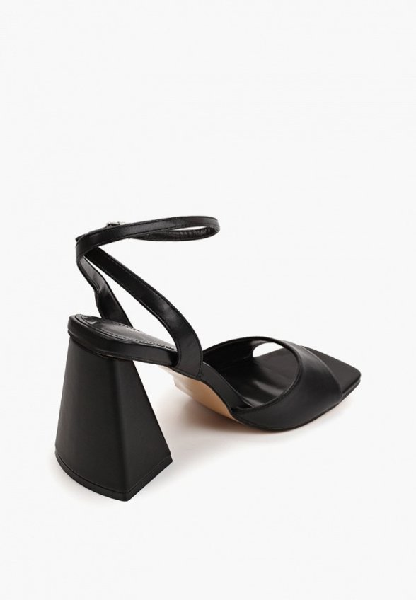 Босоножки Dino Ricci Select