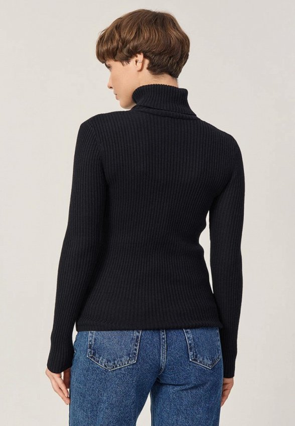 Водолазка Baon