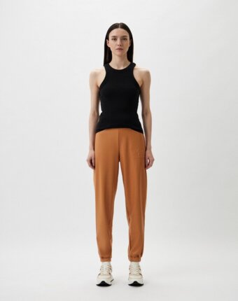 Брюки Armani Exchange женщинам