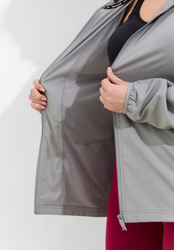 Ветровка Reebok