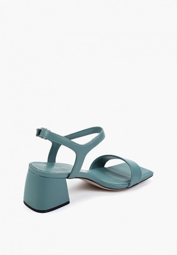 Босоножки Abricot