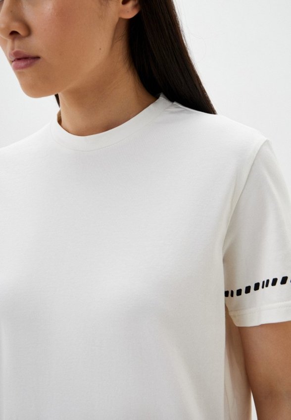 Футболка Minaku